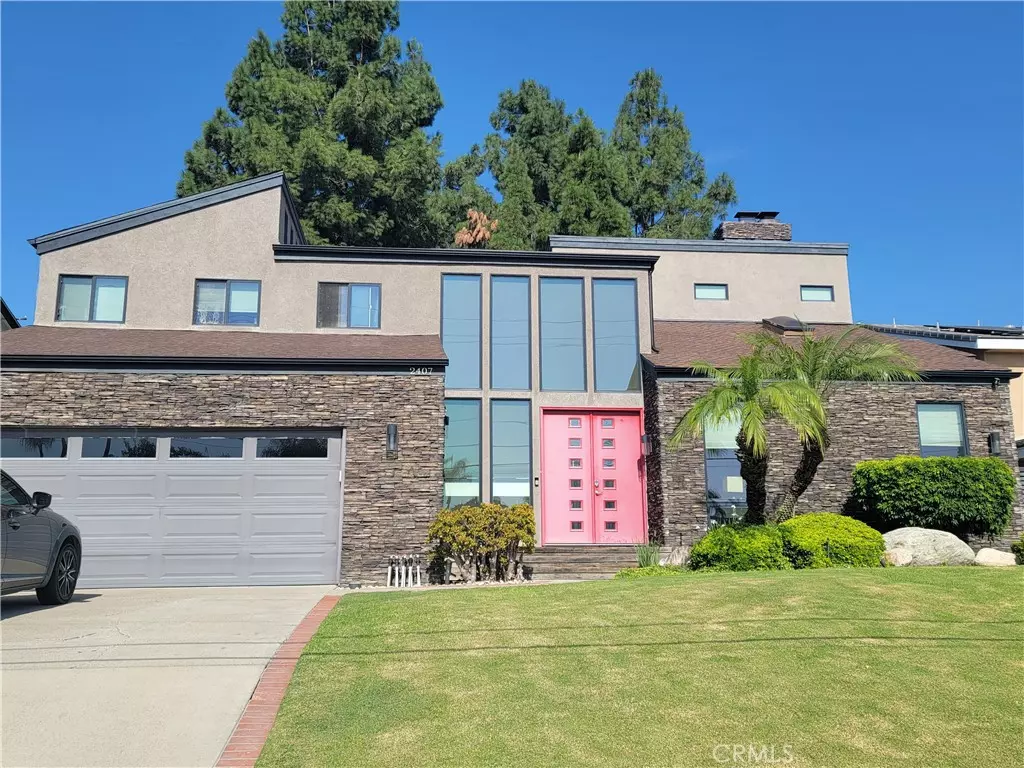 Fullerton, CA 92831,2407 Almira