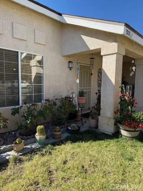 Rosamond, CA 93560,3717 Hatcher
