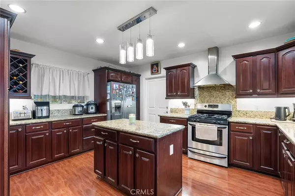 Northridge, CA 91325,9453 Shoshone Ave