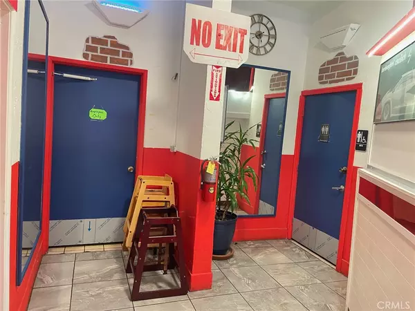 Sylmar, CA 91342,12615 San Fernando