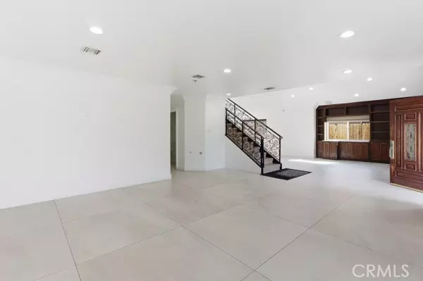 Encino, CA 91316,5048 Hesperia AVE