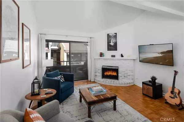 7135 Firmament #25, Van Nuys, CA 91406