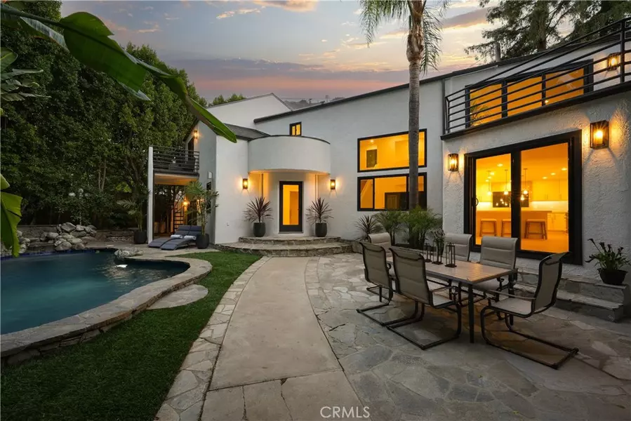 23248 Canzonet, Woodland Hills, CA 91367