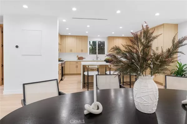 Sun Valley, CA 91352,8369 Vine Valley DR