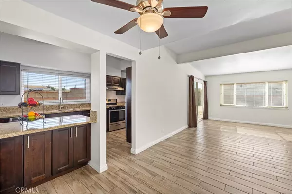 Lancaster, CA 93554,1004 W J14