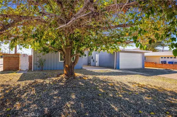 Lancaster, CA 93554,1004 W J14
