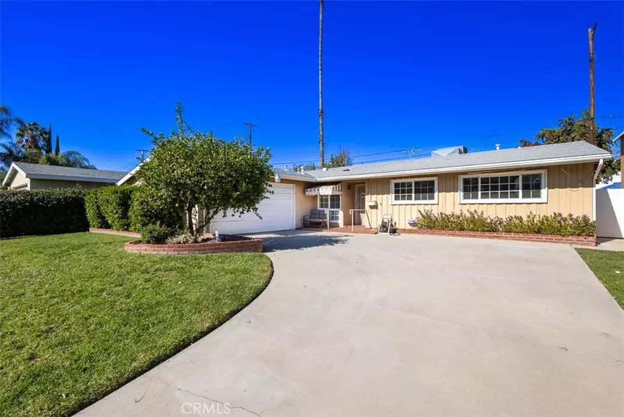 20545 Gresham ST, Winnetka, CA 91306