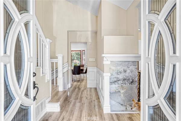 Woodland Hills, CA 91364,20300 Delita DR