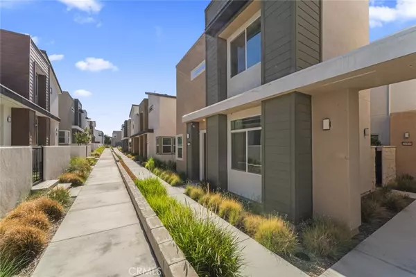 26912 Winding Trail CT, Valencia, CA 91381