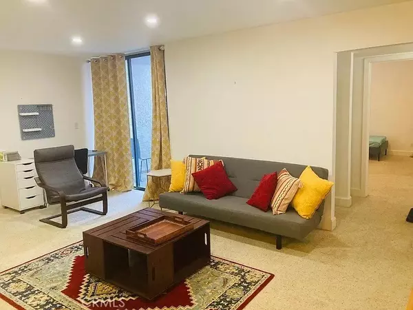 Los Angeles, CA 90024,10982 Roebling AVE #359