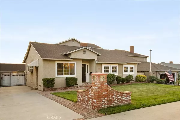 Burbank, CA 91504,1819 Richard ST