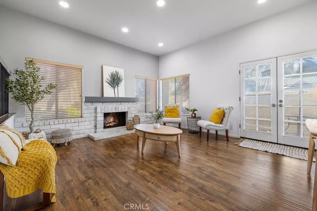 Simi Valley, CA 93063,3216 Darby ST #103