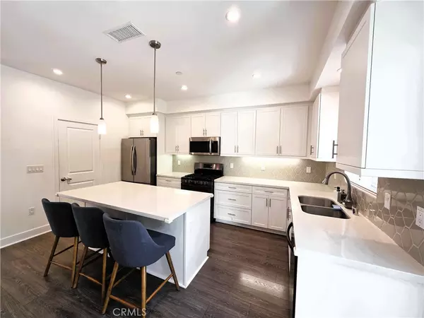 Reseda, CA 91335,6747 Rhea CT