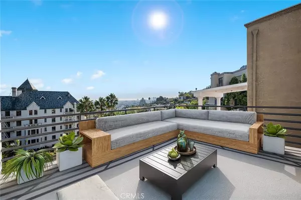 8246 Woodshill TRL, Los Angeles, CA 90069