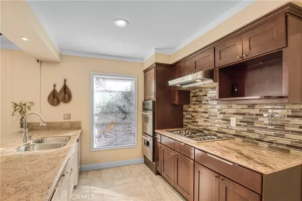 Granada Hills, CA 91344,11662 Curry