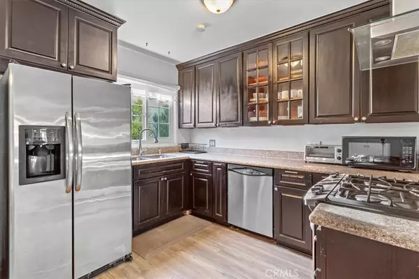 Encino, CA 91316,17900 Hatteras St