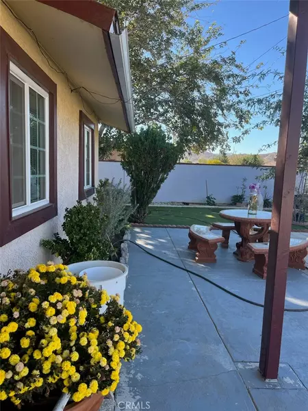 40648 Fieldspring, Lancaster, CA 93535