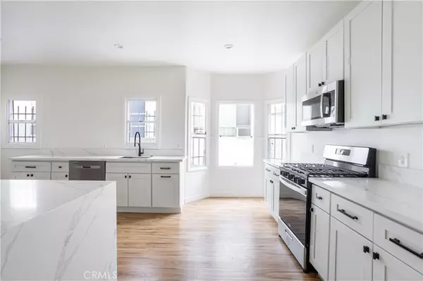 Los Angeles, CA 90036,740 S Stanley AVE