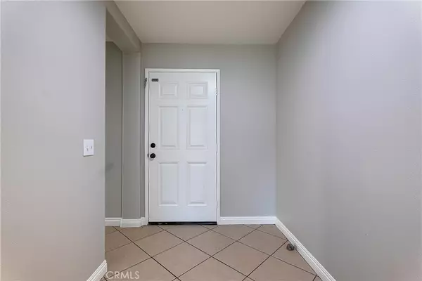 Lancaster, CA 93534,45327 Elm Ave