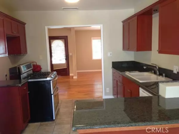 Encino, CA 91316,17404 Burma ST