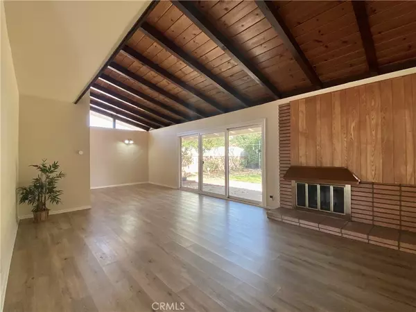 Winnetka, CA 91306,8026 Irondale AVE