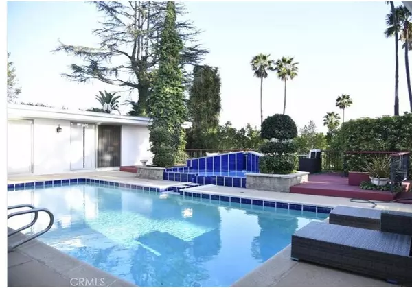 Los Angeles, CA 90046,8026 Okean TER