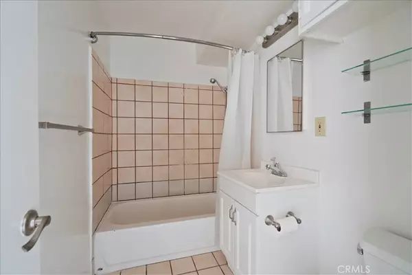 Los Angeles, CA 90032,3819 Stockbridge AVE