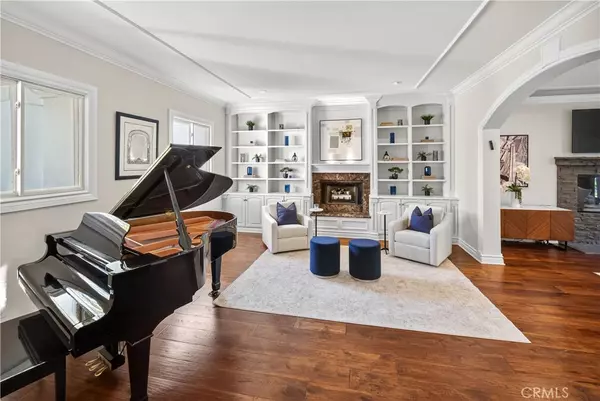 Calabasas, CA 91302,25527 Hamilton CT