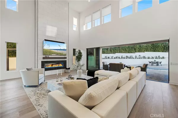 Chatsworth, CA 91311,11029 Lurline AVE