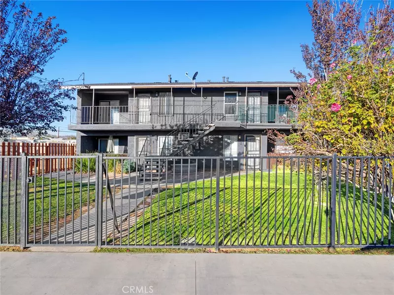 38423 10th PL E #3, Palmdale, CA 93550