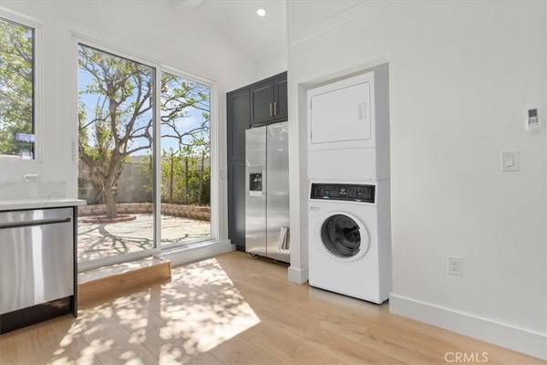 Northridge, CA 91324,8360 N Vanalden AVE