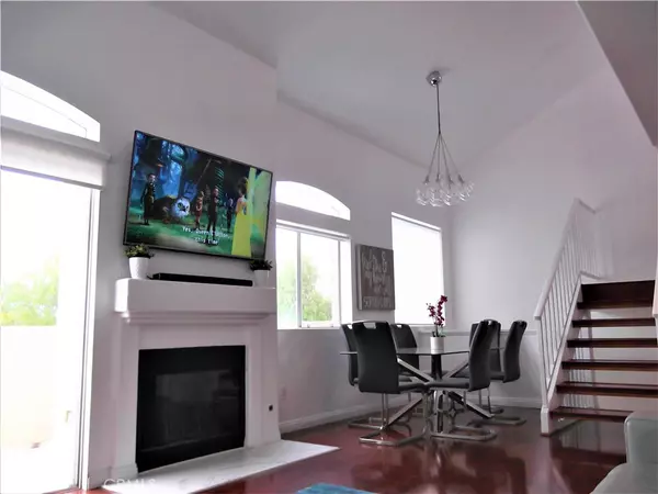 Canyon Country, CA 91387,27004 Karns CT #21009