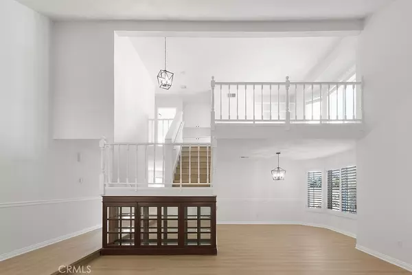 Agoura Hills, CA 91301,29950 Rolling Ridge