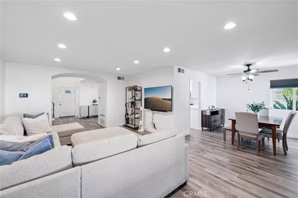 Canyon Country, CA 91387,15813 Ada