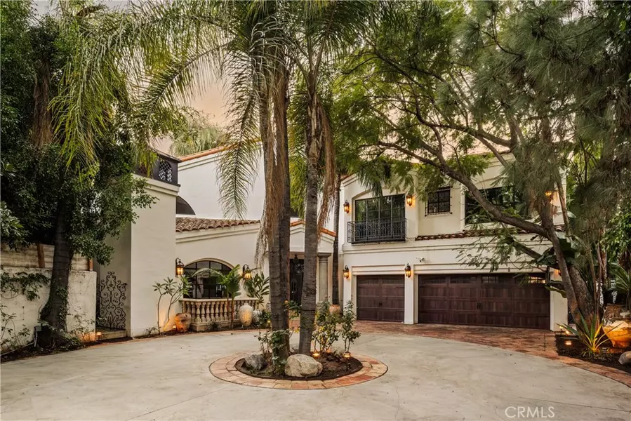 4909 Woodley AVE, Encino, CA 91436
