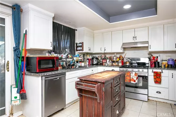 Lancaster, CA 93535,1135 E Nugent