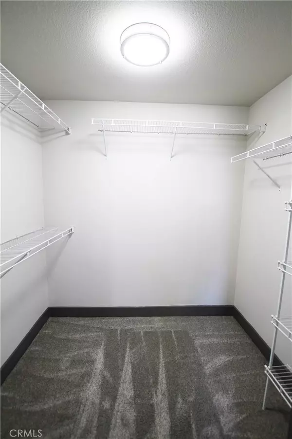 Valencia, CA 91355,24545 Town Center