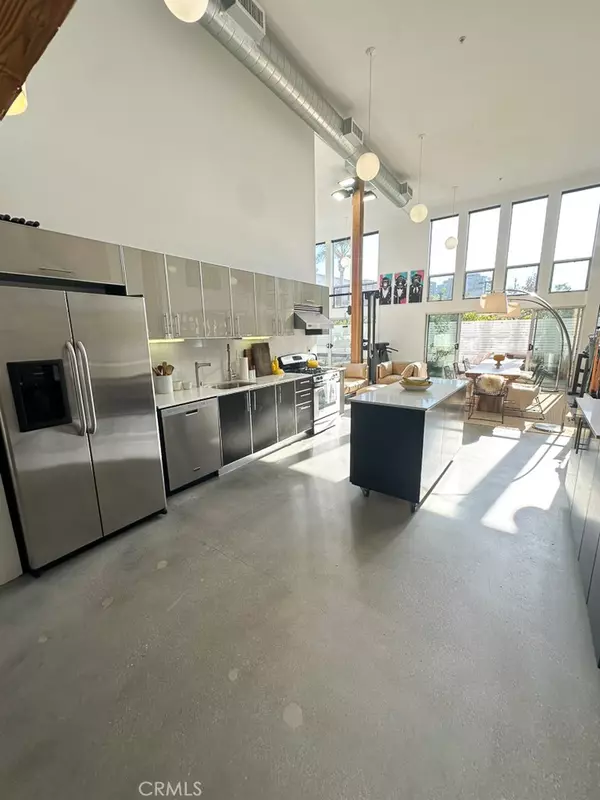 Marina Del Rey, CA 90292,4215 Glencoe Ave #118