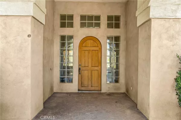 Oak Hills, CA 92344,10234 Clover DR