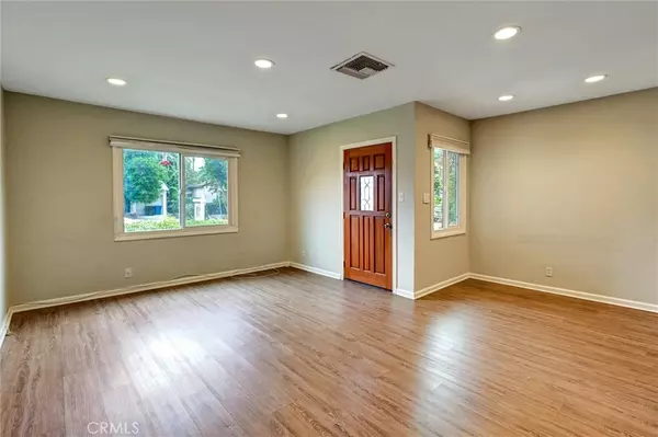 Encino, CA 91316,5863 Alonzo