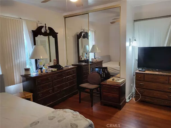 Panorama City, CA 91402,14125 Burton ST