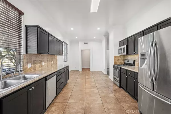 Chatsworth, CA 91311,10235 Independence AVE #5