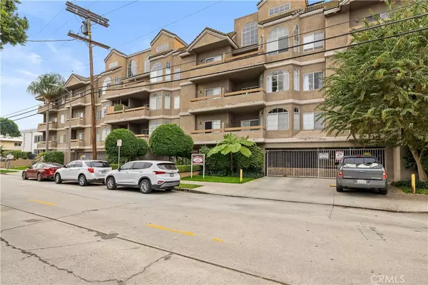 14960 Dickens ST #303, Sherman Oaks, CA 91403