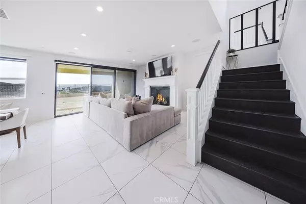 Santa Clarita, CA 91350,19032 Carranza LN