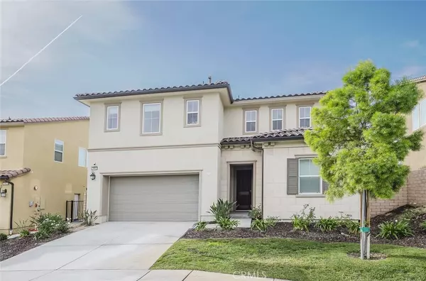 Santa Clarita, CA 91350,19032 Carranza LN