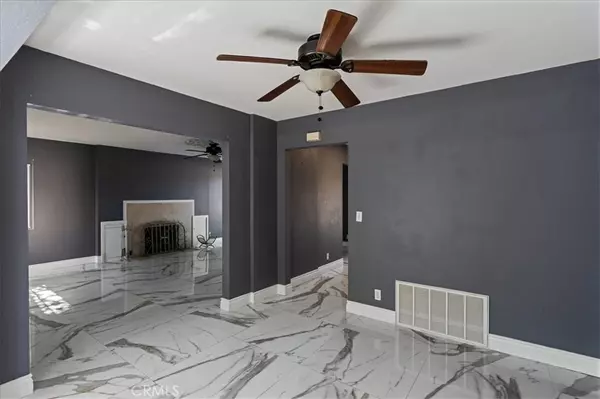 Anaheim, CA 92805,314 S Illinois