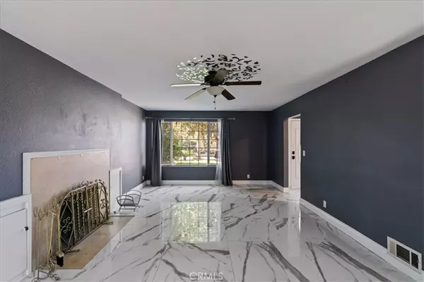 Anaheim, CA 92805,314 S Illinois