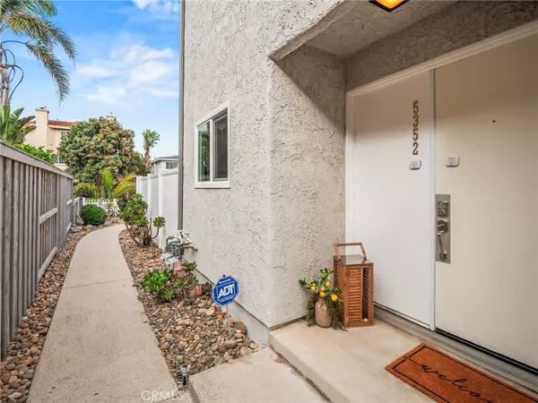 Oxnard, CA 93035,5352 Driftwood