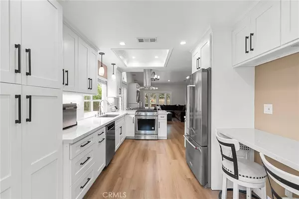 Valencia, CA 91354,27251 Blakely PL