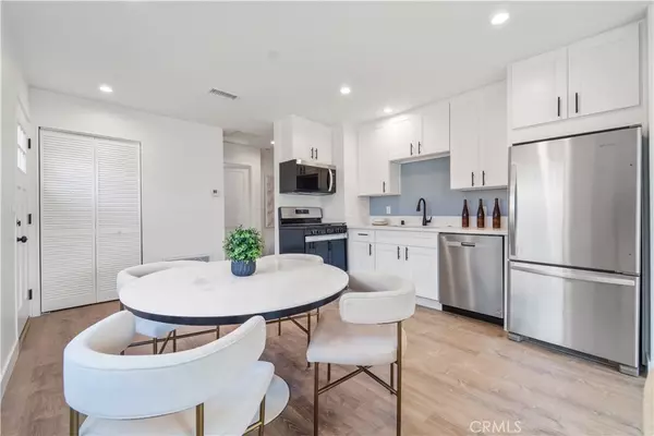 Reseda, CA 91335,7717 Jamieson AVE